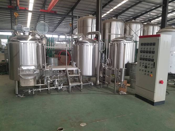 长葛全套啤酒设备一套多少钱？开精酿厂到底得配齐哪些？